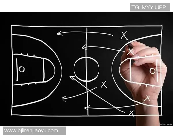 篮球盛宴:深入分析广州篮球队的战术布局与比赛策略 篮球盛宴:深入分析广州篮球队的战术布局与比赛策略