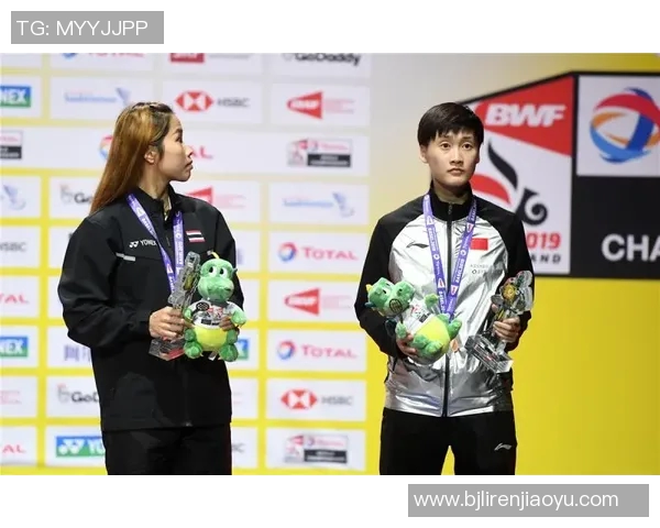 南京羽毛球队在冠军赛中的默契配合与战术执行分析